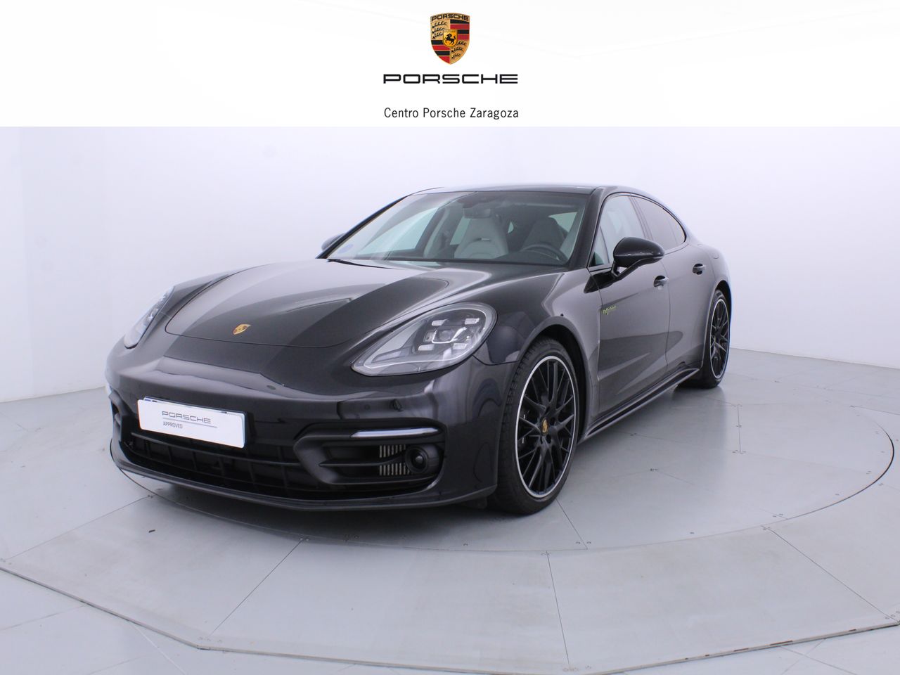 porsche panamera 2022 /