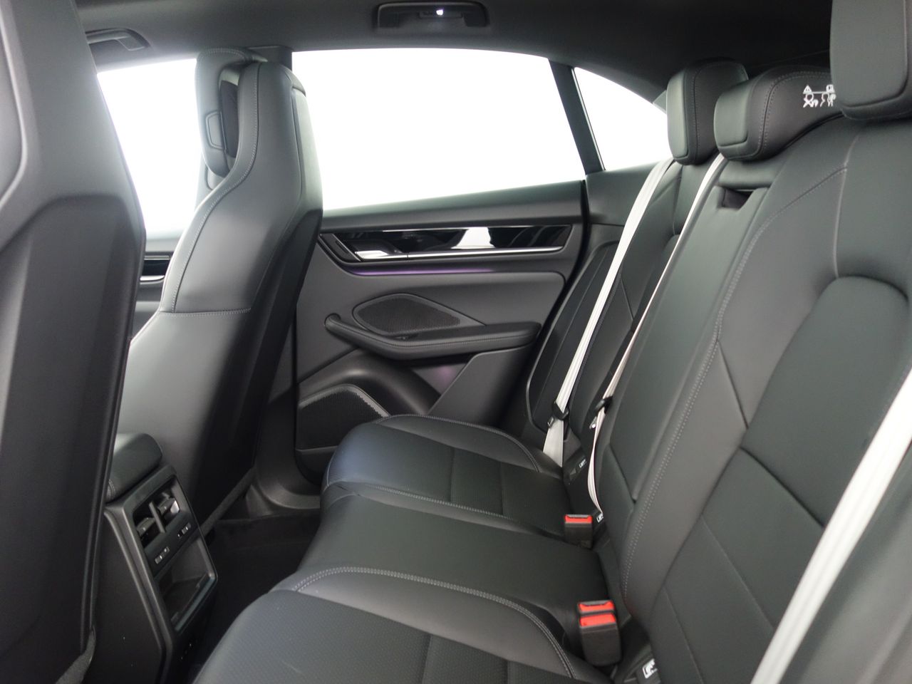 Porsche Macan 4 - foto 24