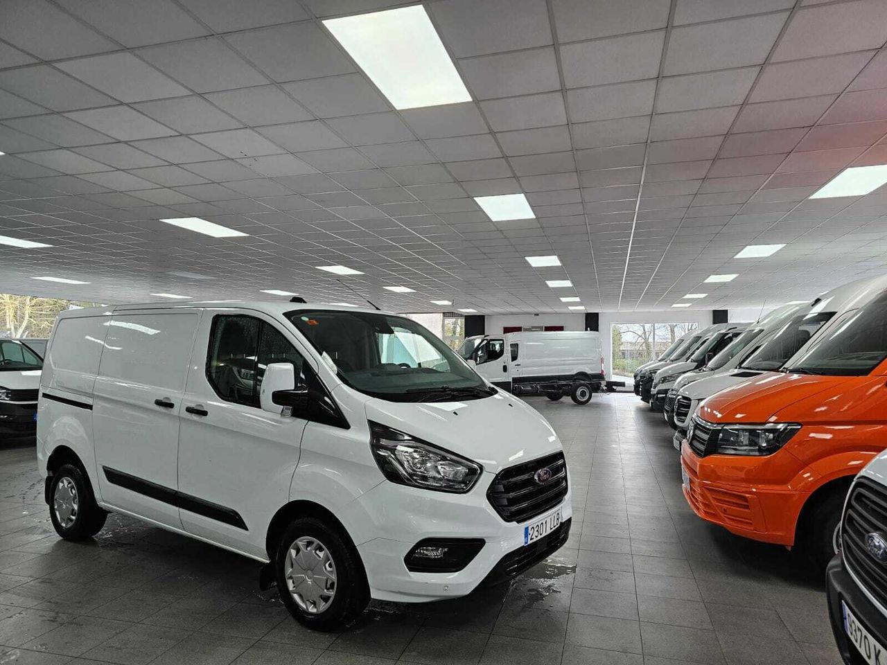 foto de ford transit custom 2020 de segunda mano