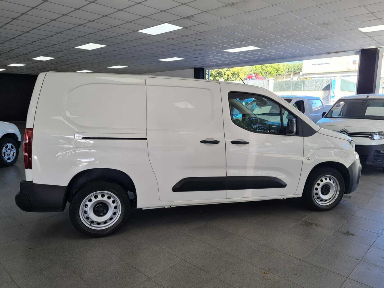 peugeot partner 2019 / foto grande (2)