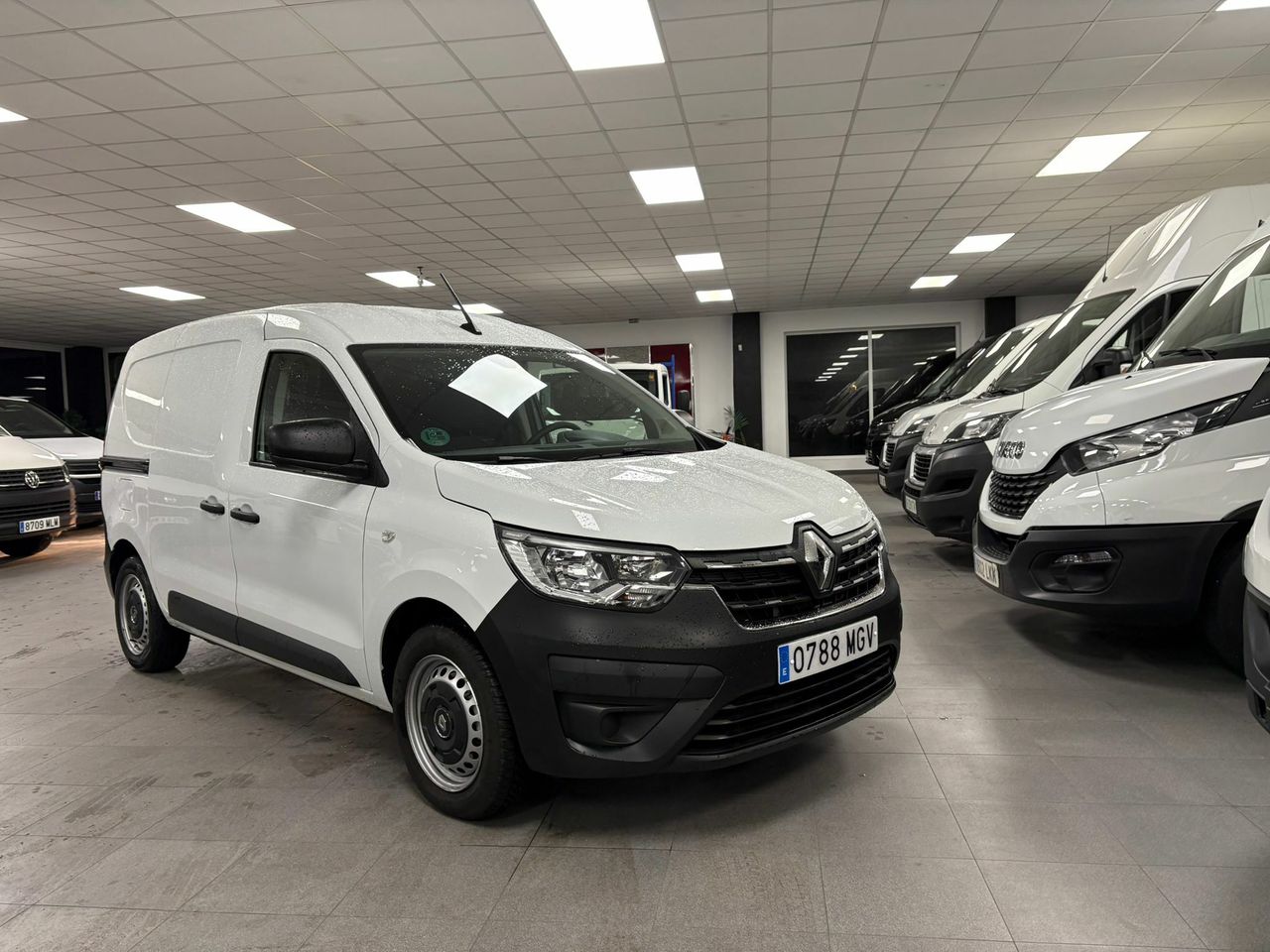 renault express 2023 / foto grande (3)