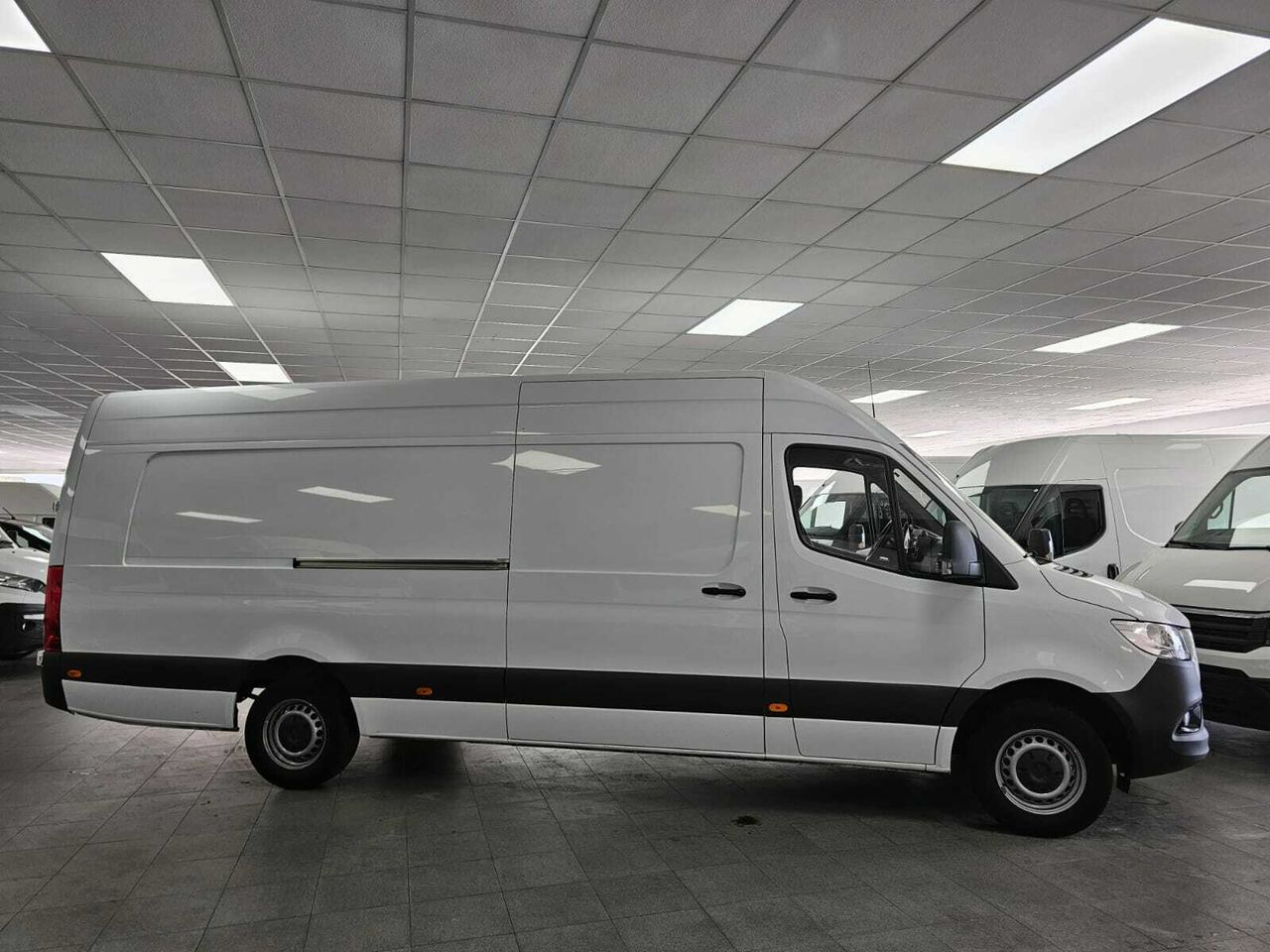 mercedes sprinter 2022 / foto grande (3)