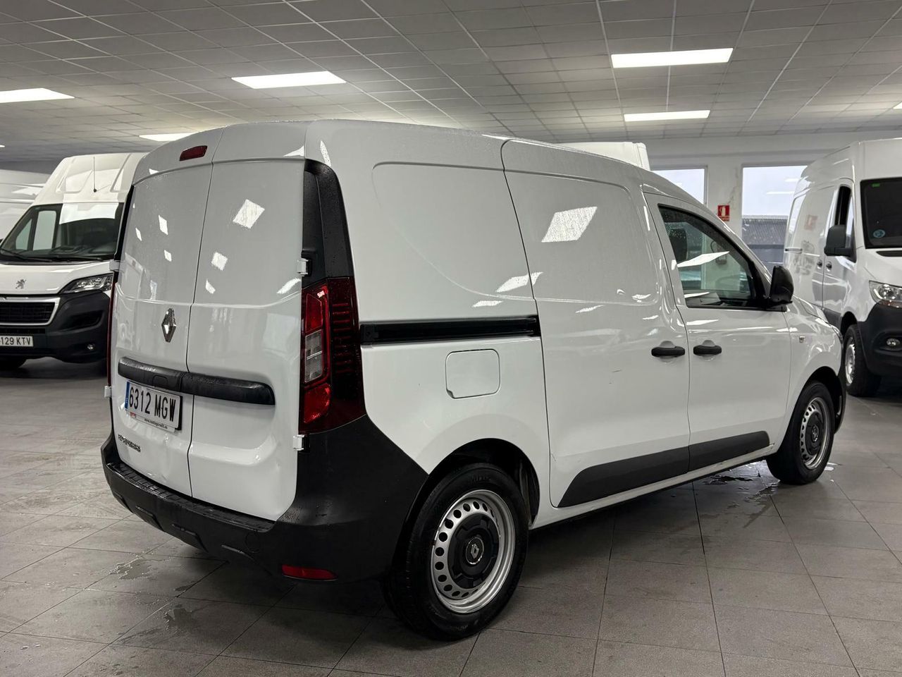 renault express 2023 / foto grande (2)