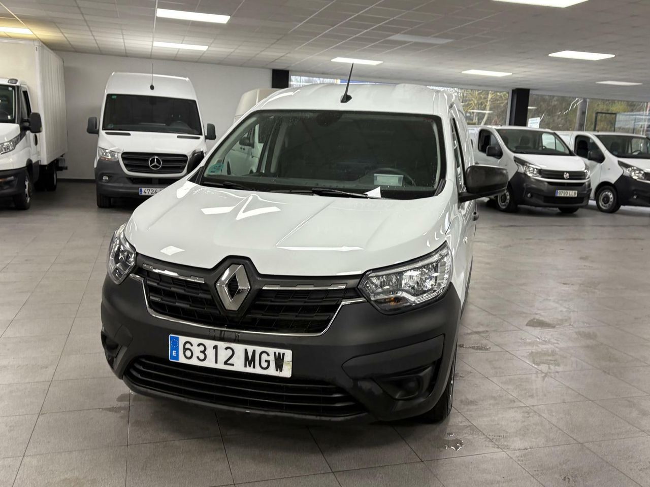 renault express 2023 / foto grande (3)