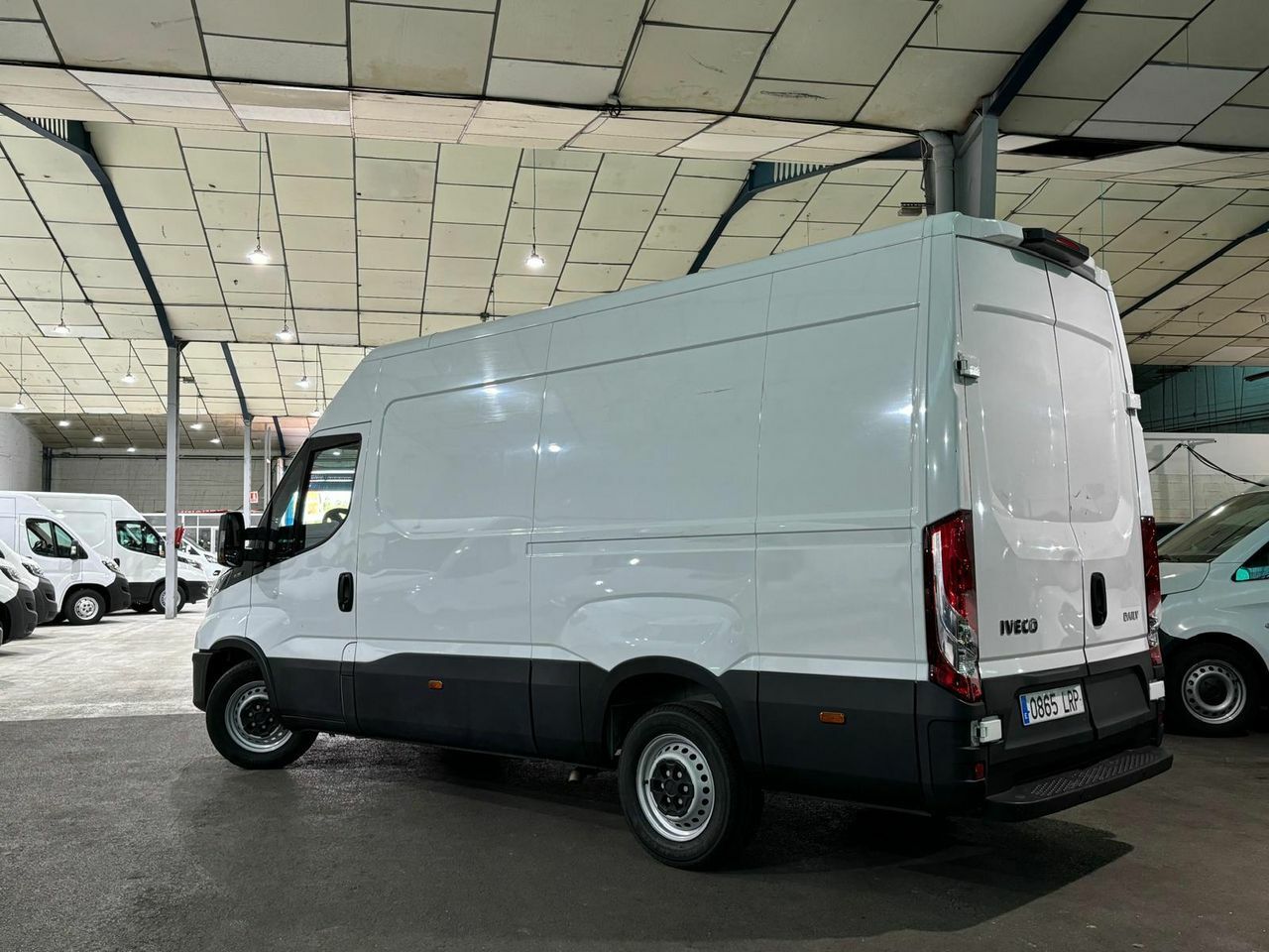 iveco daily 2022 / foto grande (3)