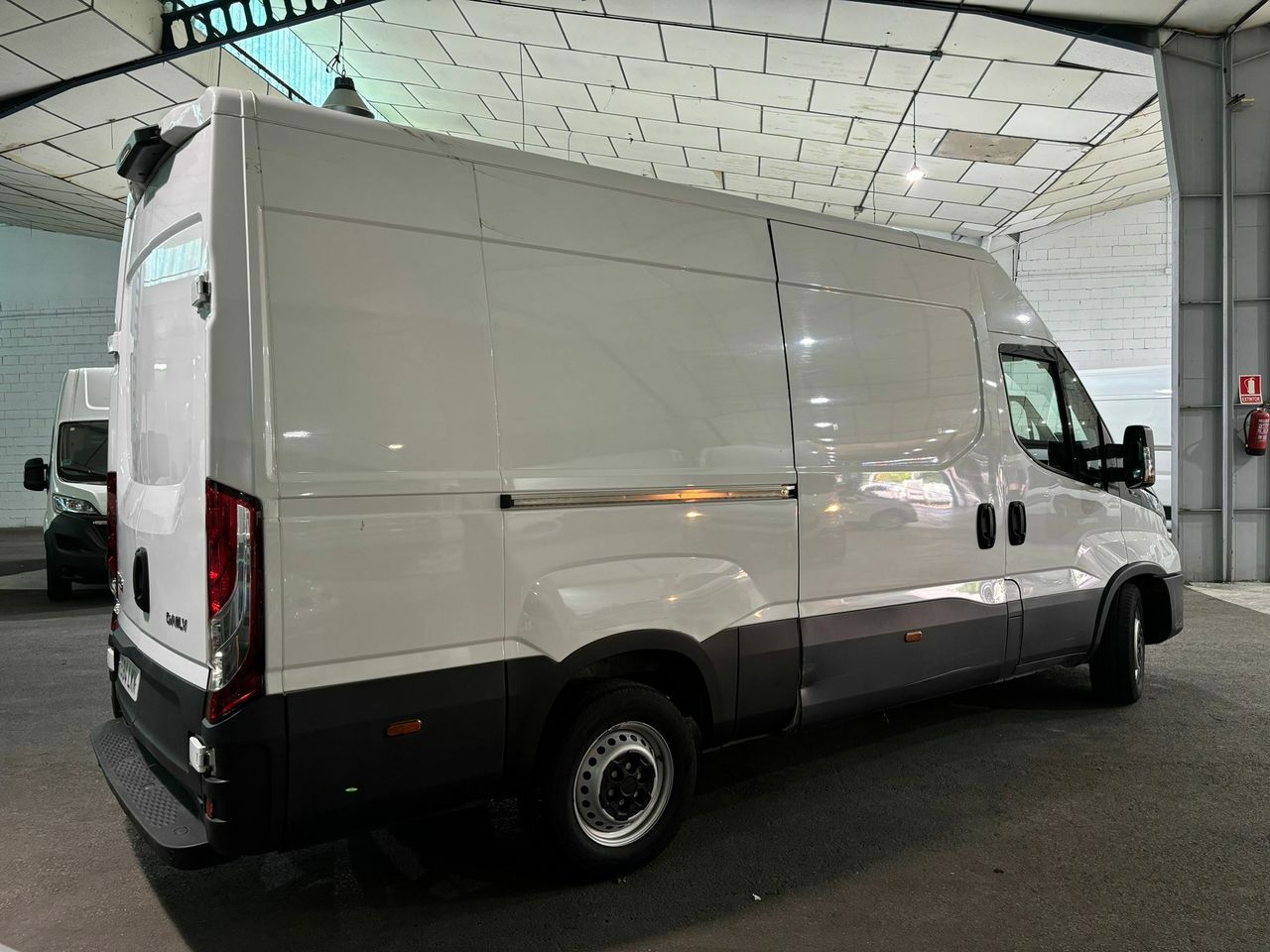 iveco daily 2022 / foto grande (2)