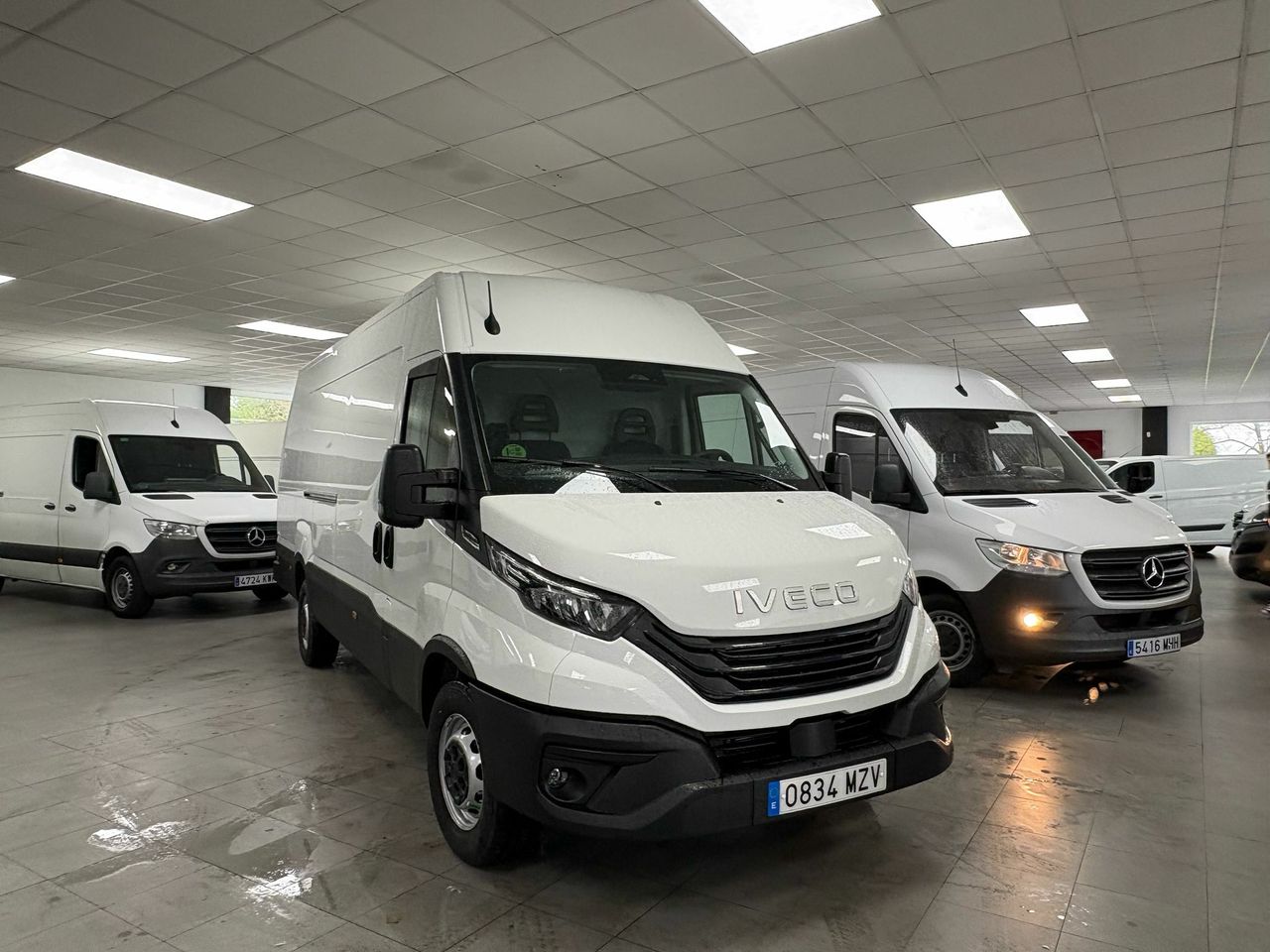 iveco daily 2025 / foto grande (2)