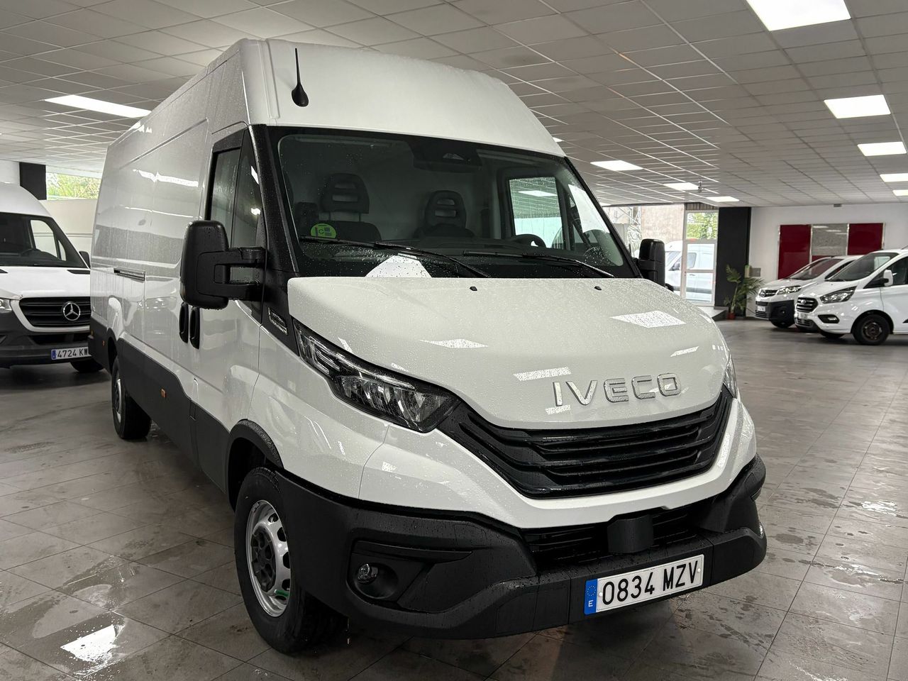 iveco daily 2025 / foto grande (3)