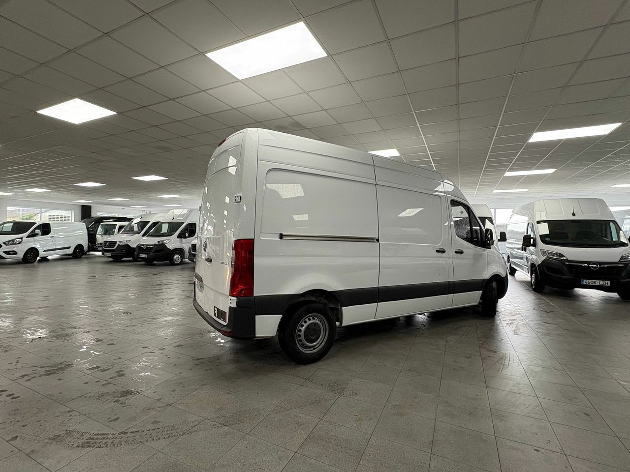 mercedes sprinter 2024 / foto grande (3)