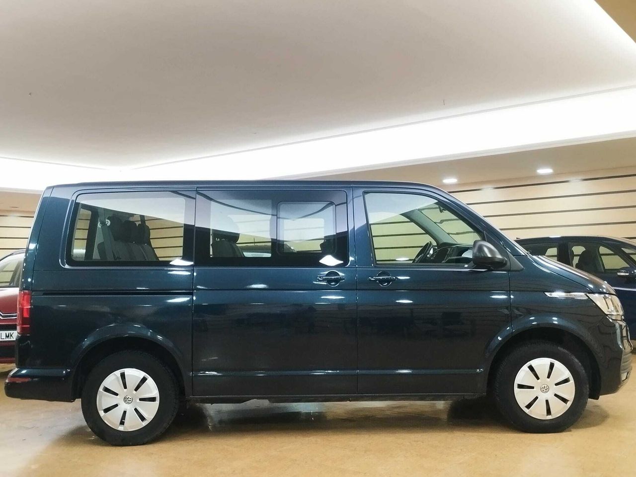 volkswagen caravelle 2021 / foto grande (2)