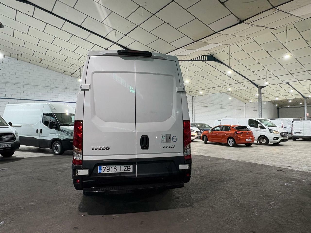 iveco daily 2022 / foto grande (2)