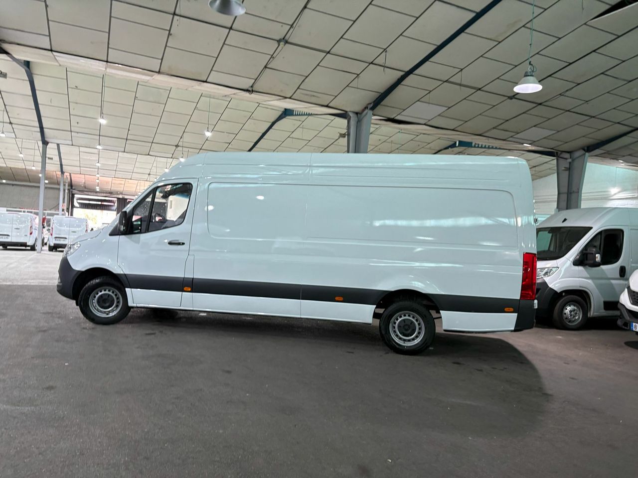 mercedes sprinter 2024 / foto grande (3)