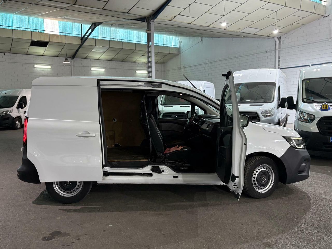 renault kangoo 2022 / foto grande (3)