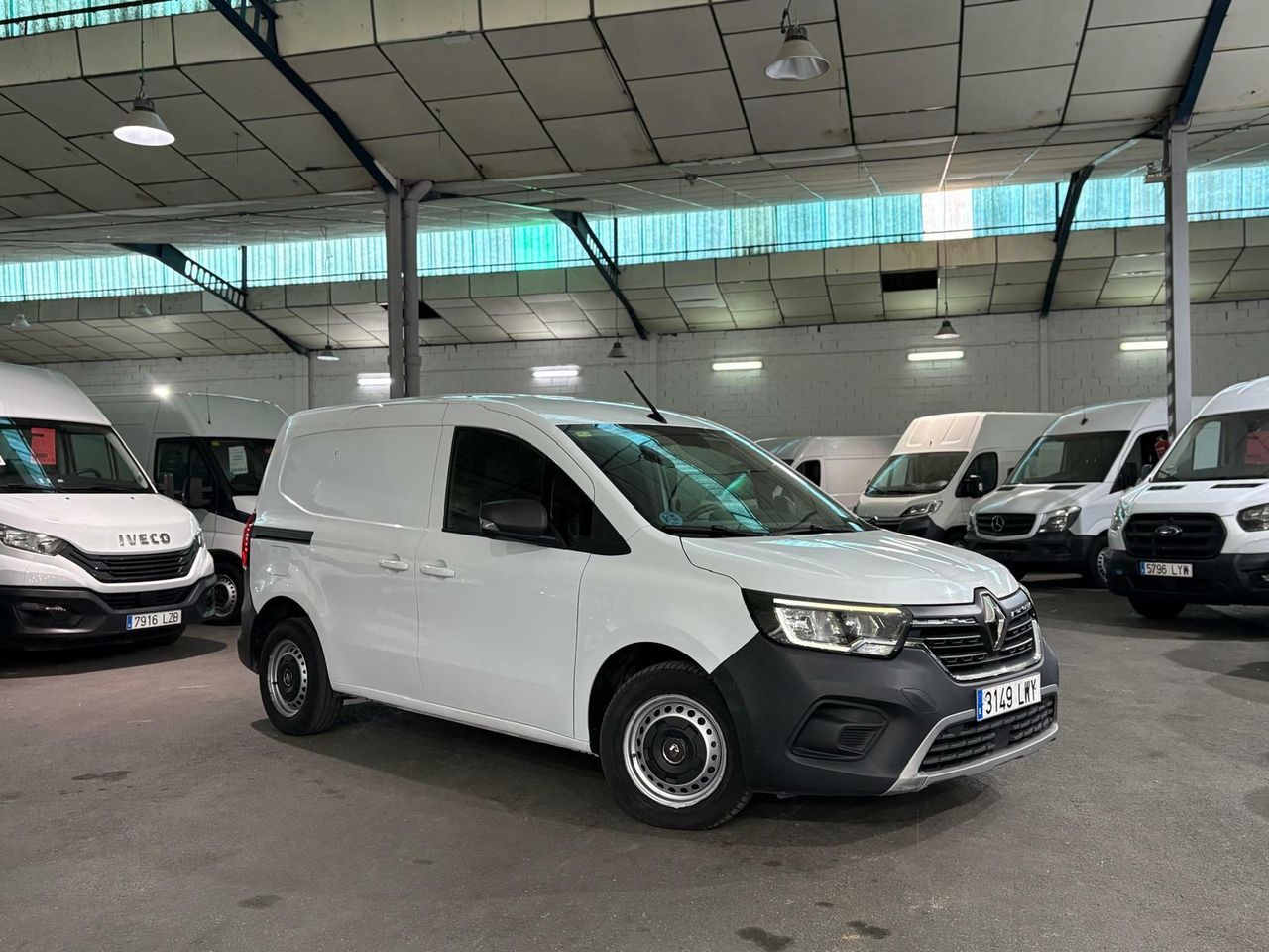 renault kangoo 2022 / foto grande (2)