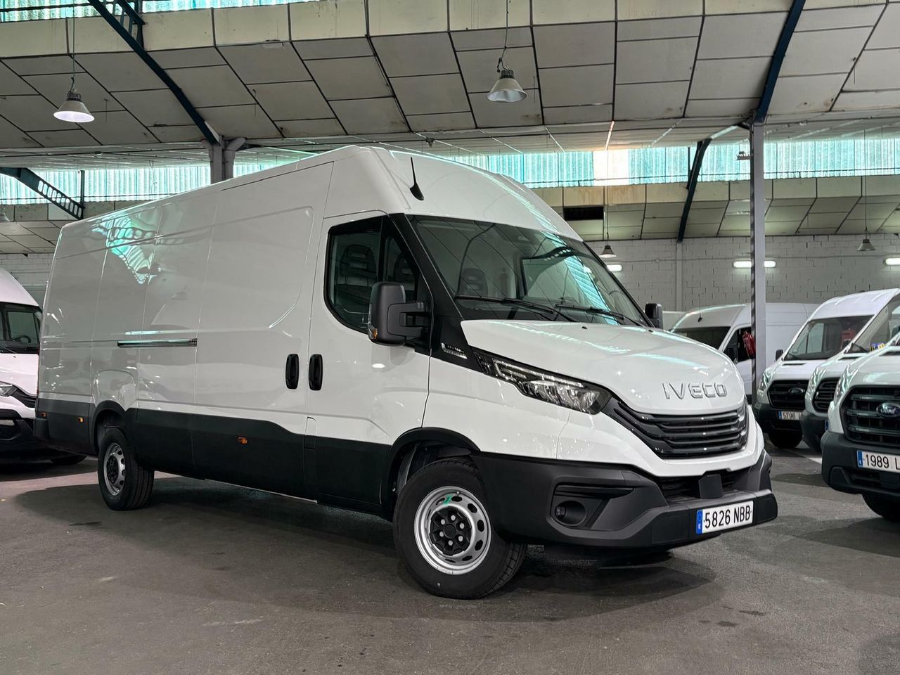 iveco daily 2025 / foto grande (3)
