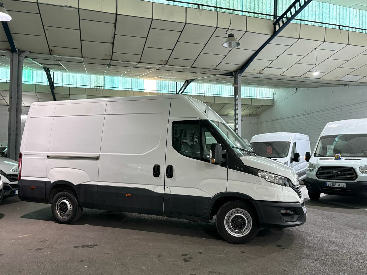 iveco daily 2022 / foto grande (2)