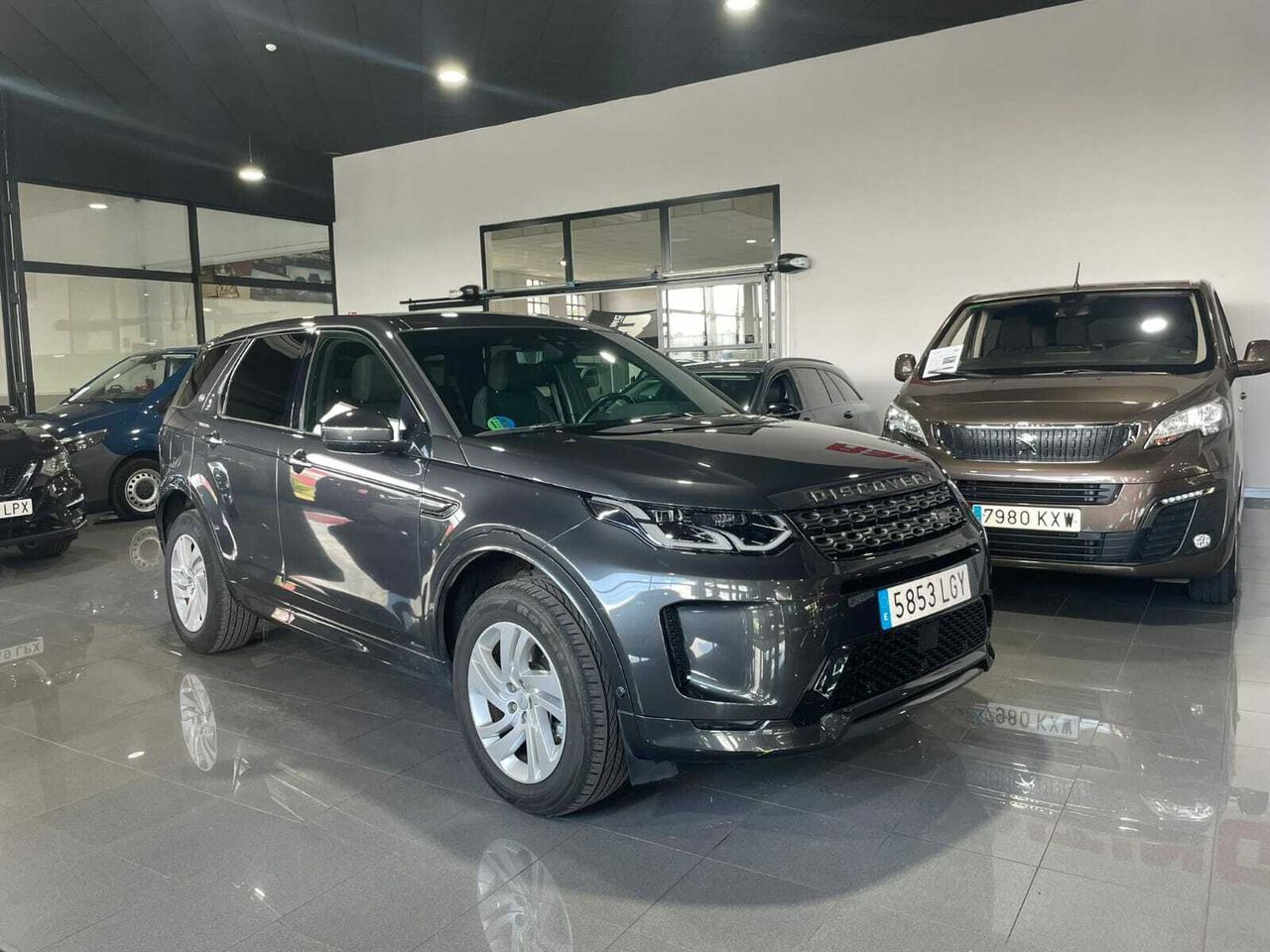foto de landrover discovery sport de segunda mano