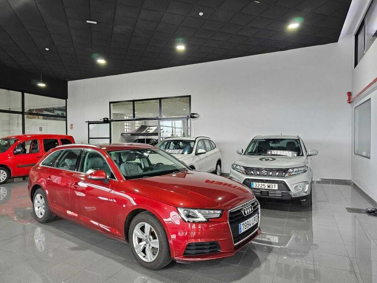 audi a4 2016 /