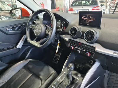 Audi Q2 Audi Q2 1.6 TDi Design Pano Aut. Navi Sport-Leather Klima PDC ... Automático