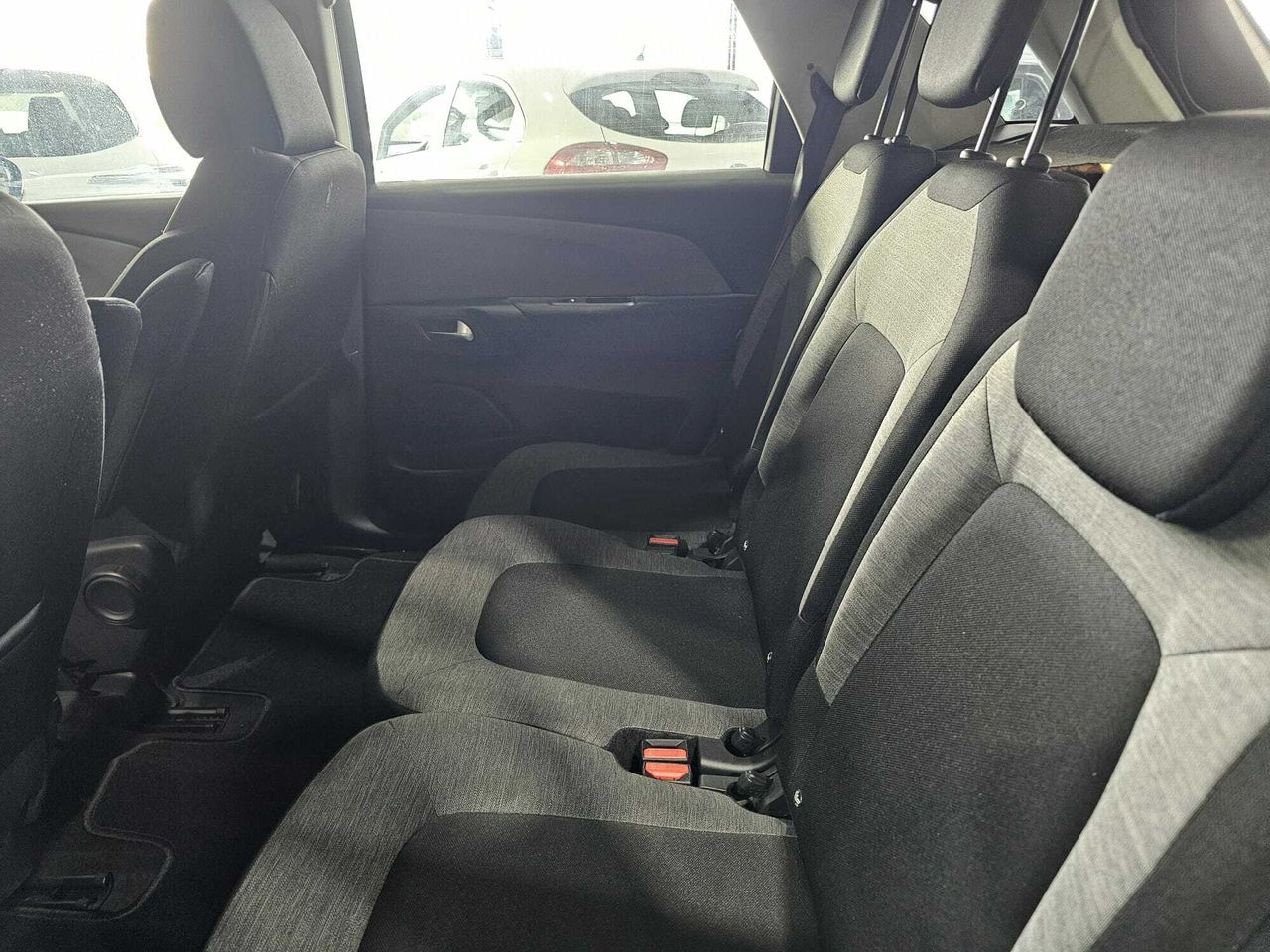 Citroën C4 Picasso 1.6HDI 120CV AUTOMATICO  - Foto 2