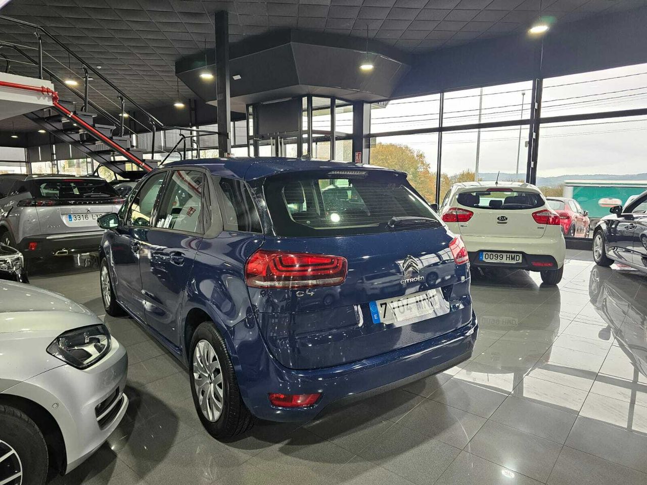 Citroën C4 Picasso 1.2PURETECH 130CV AUTOMATICO  - Foto 2