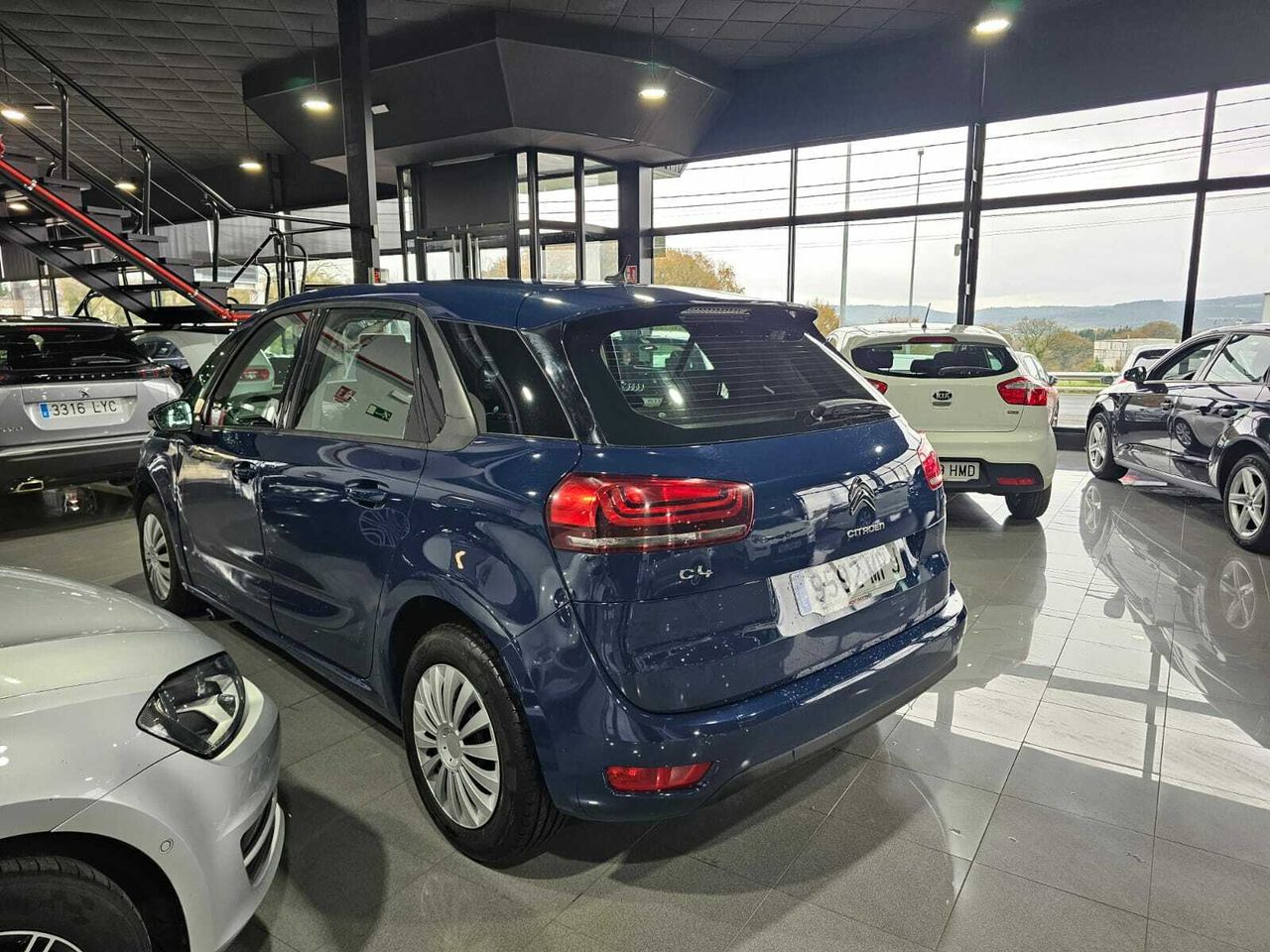 Citroën C4 Picasso 1.6HDI 120CV AUTOMATICO  - Foto 2