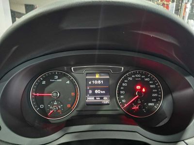 Audi Q3 2.0TDI 136CV  