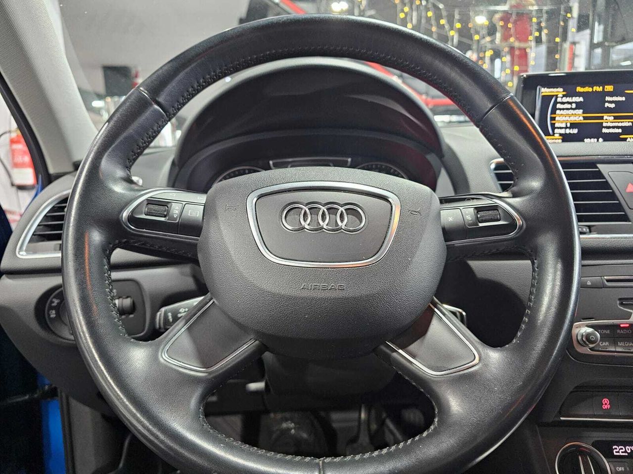 Audi Q3 2.0TDI 136CV   - Foto 2