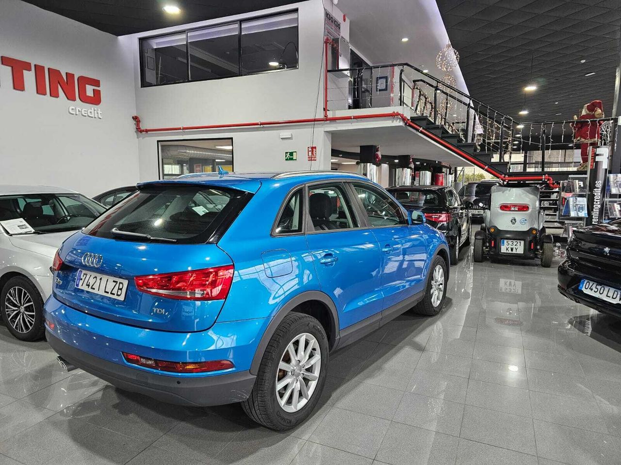 Audi Q3 2.0TDI 136CV   - Foto 2