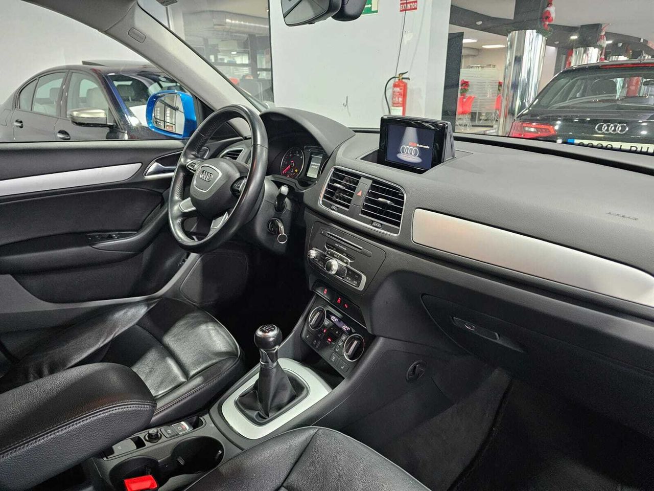 Audi Q3 2.0TDI 136CV   - Foto 2