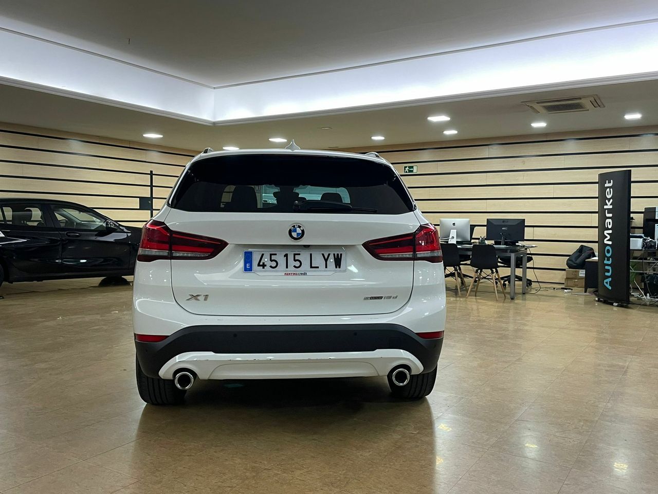 BMW X1 18D SDRIVE AUTOMATICO  - Foto 2