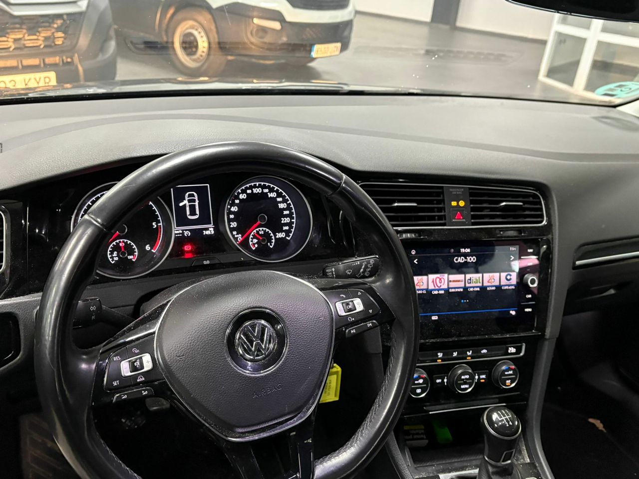 Volkswagen Golf 1.6 TDI business - Foto 2