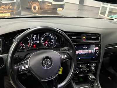 Volkswagen Golf 1.6 TDI business