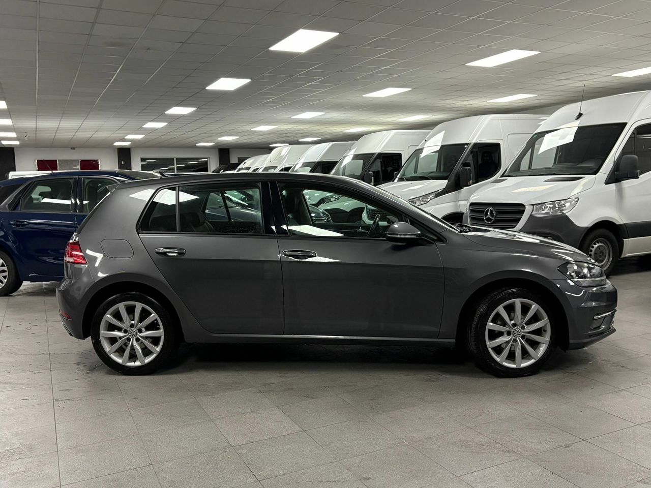 Volkswagen Golf 1.6 TDI business - Foto 2