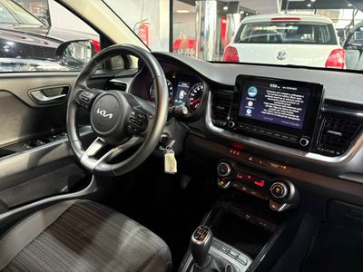 Kia Stonic 1.0 TGDi MHEV MT Drive 