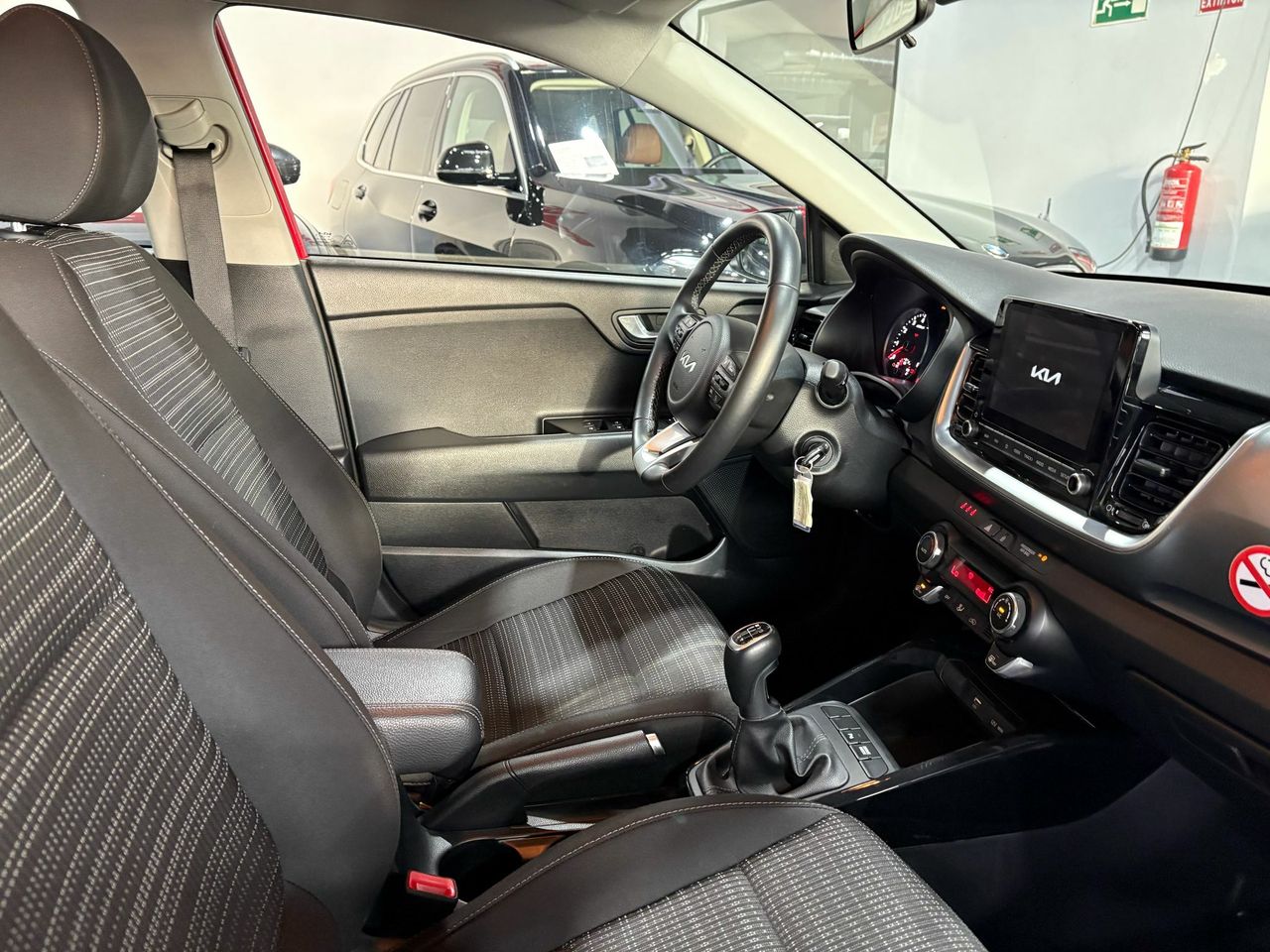 Kia Stonic 1.0 TGDi MHEV MT Drive  - Foto 2