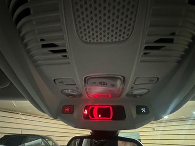 Peugeot 3008 3008 1.6 Blue HDi  Blue Navi Sport-Seats Klima PDC ...