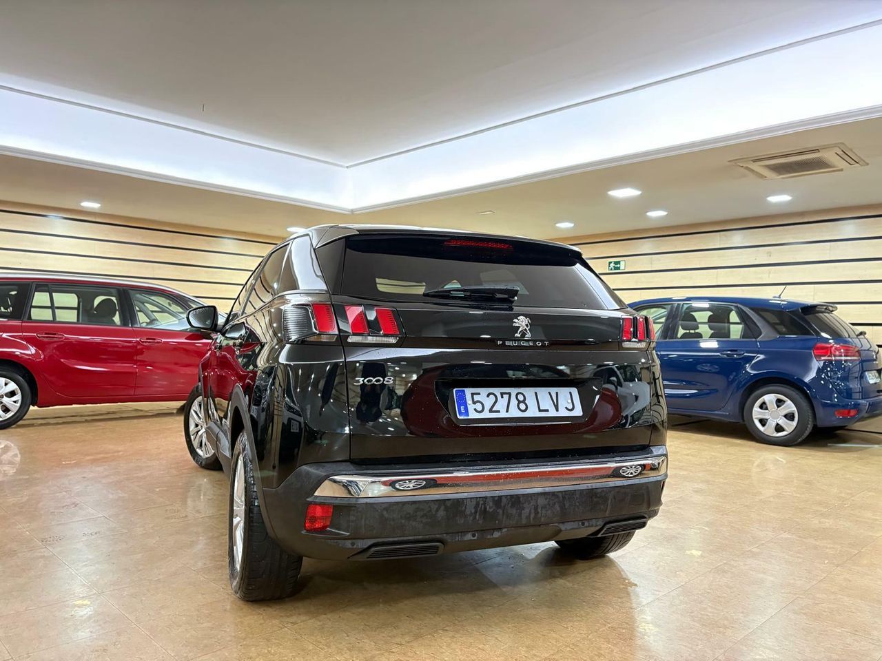 Peugeot 3008 3008 1.6 Blue HDi  Blue Navi Sport-Seats Klima PDC ... - Foto 2