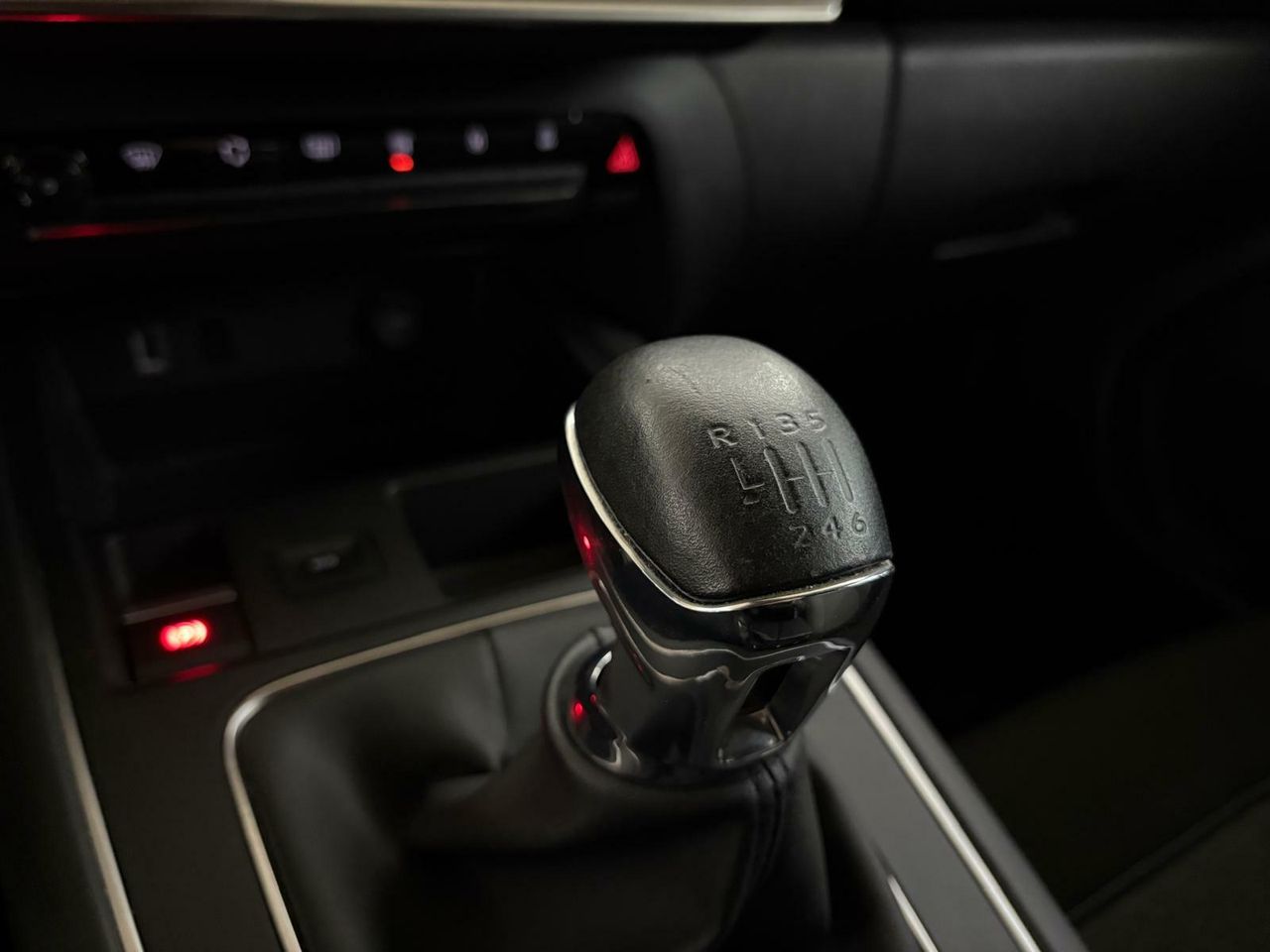 Citroën C5 Aircross PureTech 130cv PLUS MANUAL Gasolina - Foto 2