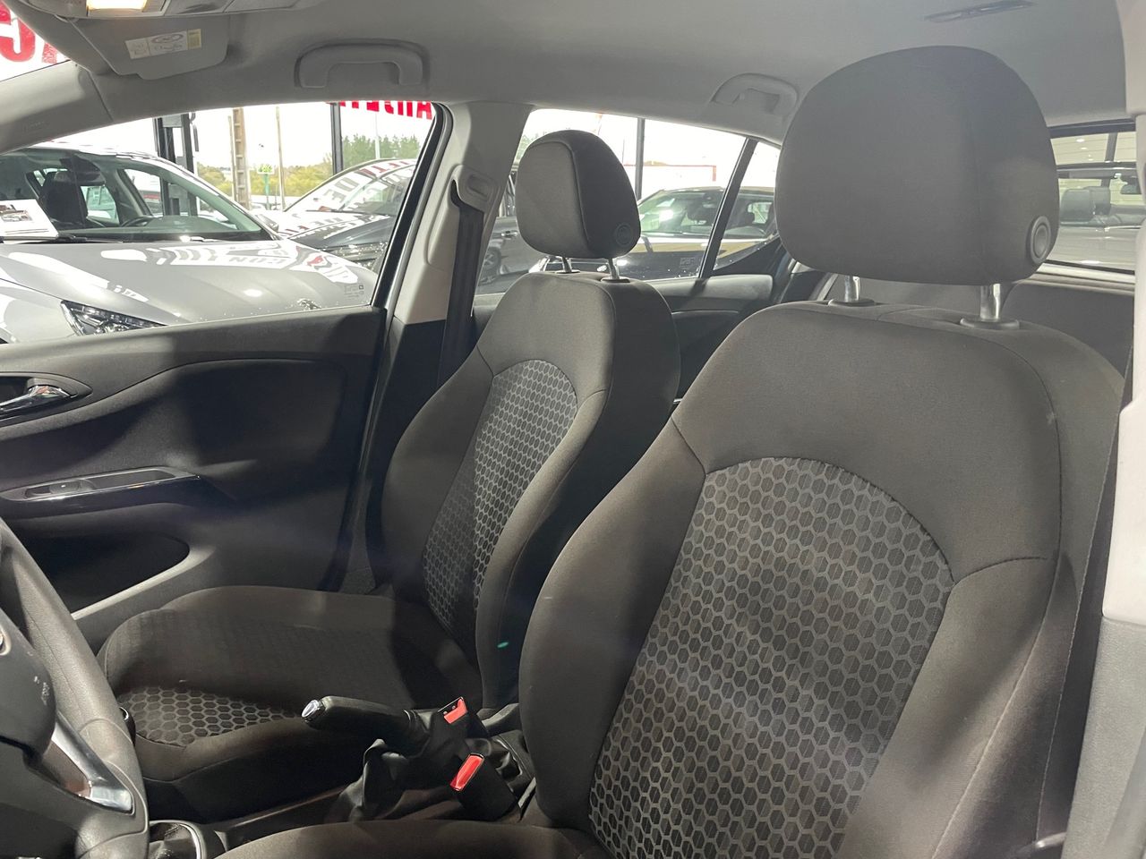Opel Corsa 1.2 70CV  - Foto 2