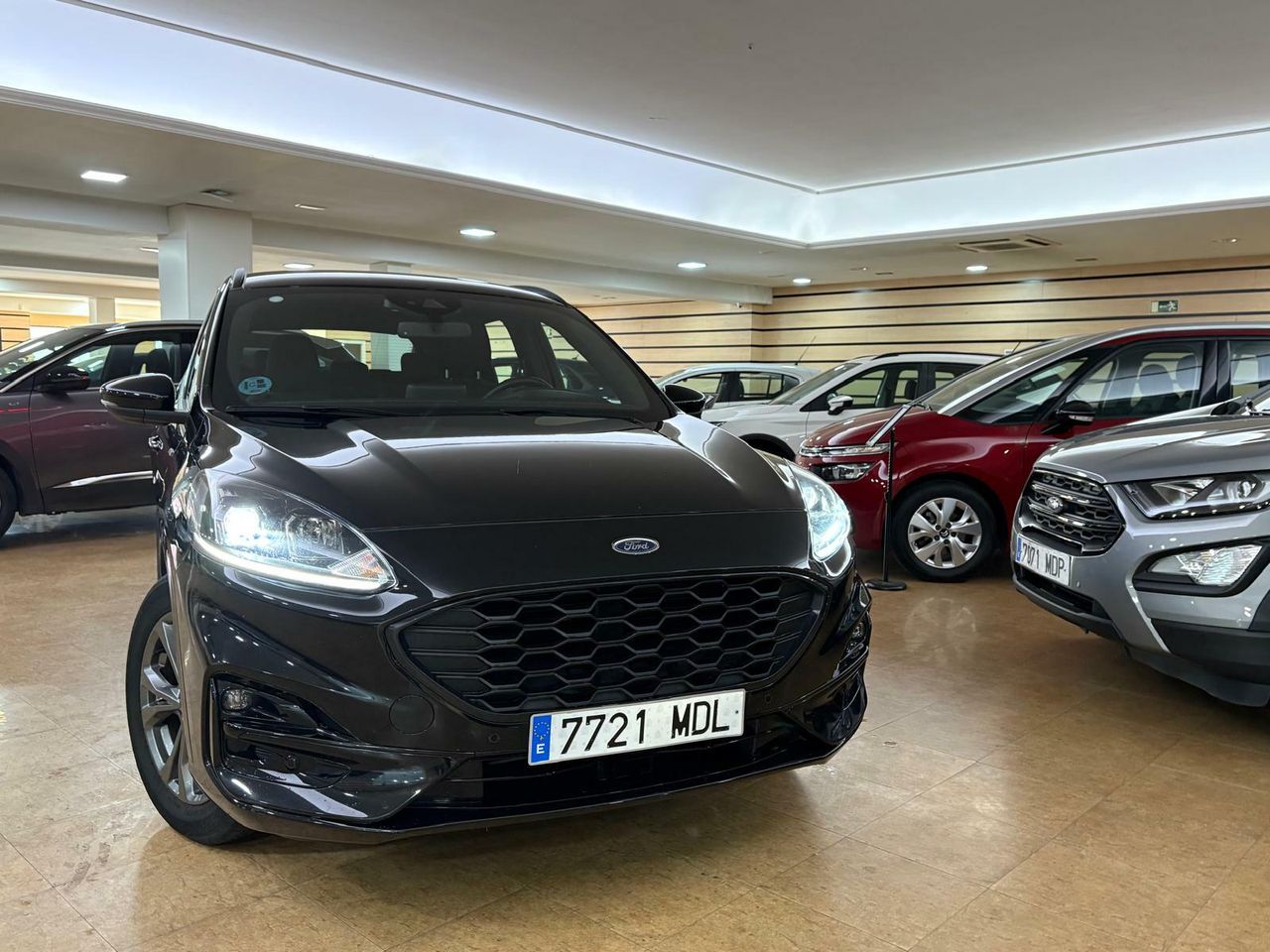 Ford Kuga ST-LINE 1.5T ECOBOOST 110KW (150CV  - Foto 2
