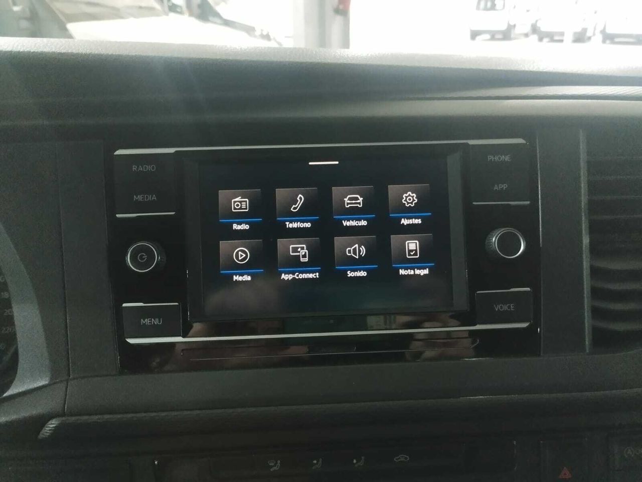 Volkswagen Caravelle CORTA 2.0 TDI 81KW (110CV) BMT  - Foto 2