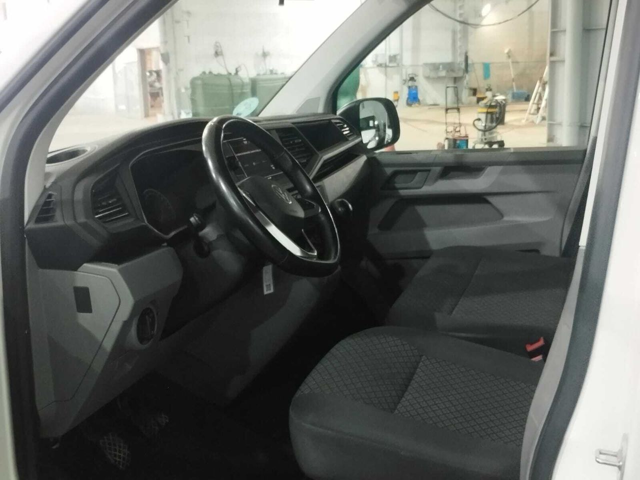 Volkswagen Caravelle CORTA 2.0 TDI 81KW (110CV) BMT  - Foto 2