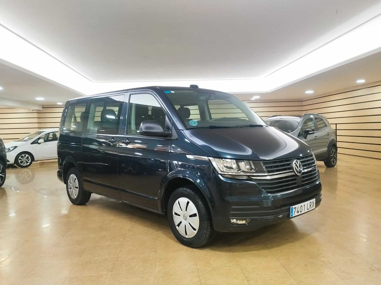 Volkswagen Caravelle CORTA 2.0 TDI 81KW (110CV) BMT  - Foto 2