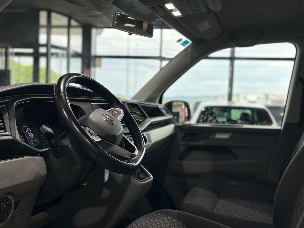 Volkswagen Caravelle CORTA 2.0 TDI 81KW (110CV) BMT CORTA 2.0 TDI 81KW (110CV) BMT - Foto 2