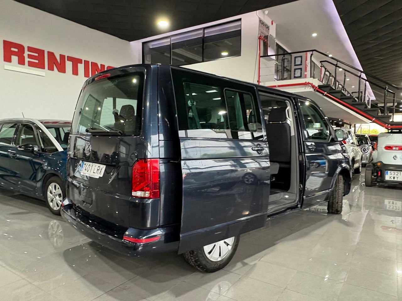 Volkswagen Caravelle CORTA 2.0 TDI 81KW (110CV) BMT CORTA 2.0 TDI 81KW (110CV) BMT - Foto 2