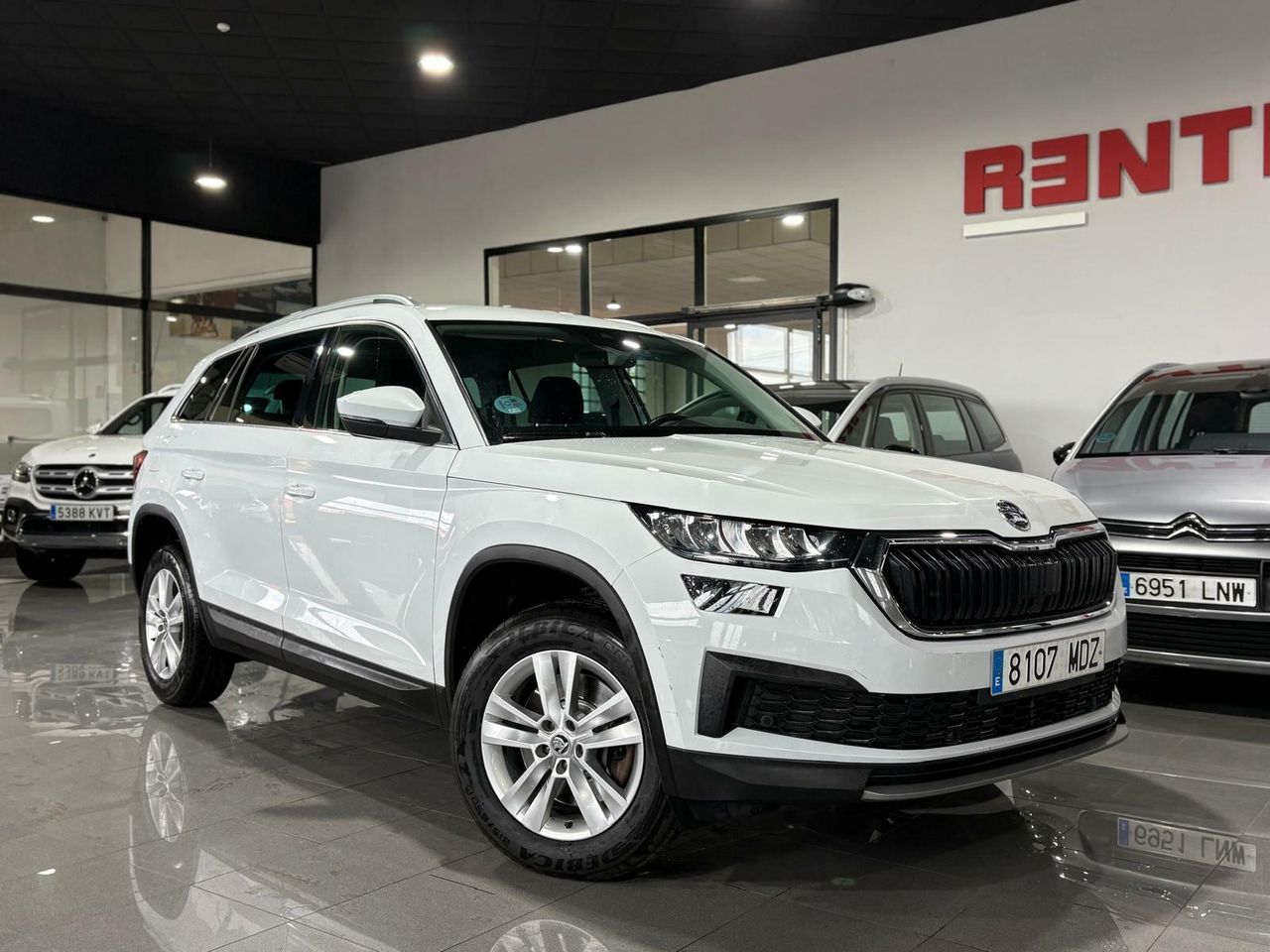 Skoda Kodiaq AMBIT	2.0 TDI 110KW (150CV) DSG 4X2 AMBITION  - Foto 2