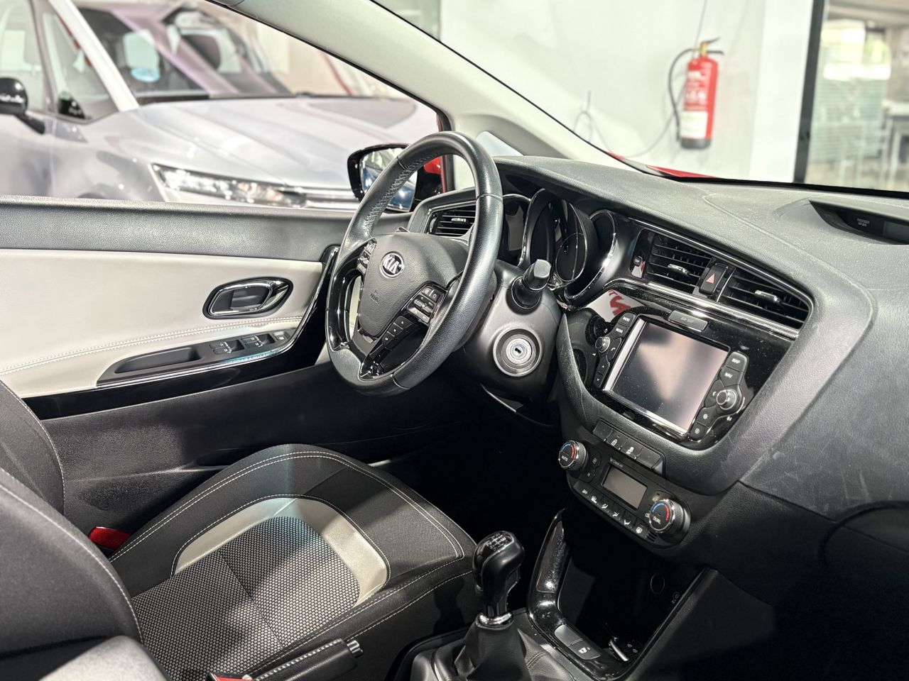 Kia Ceed 1.4 CRDi WGT Business  - Foto 2