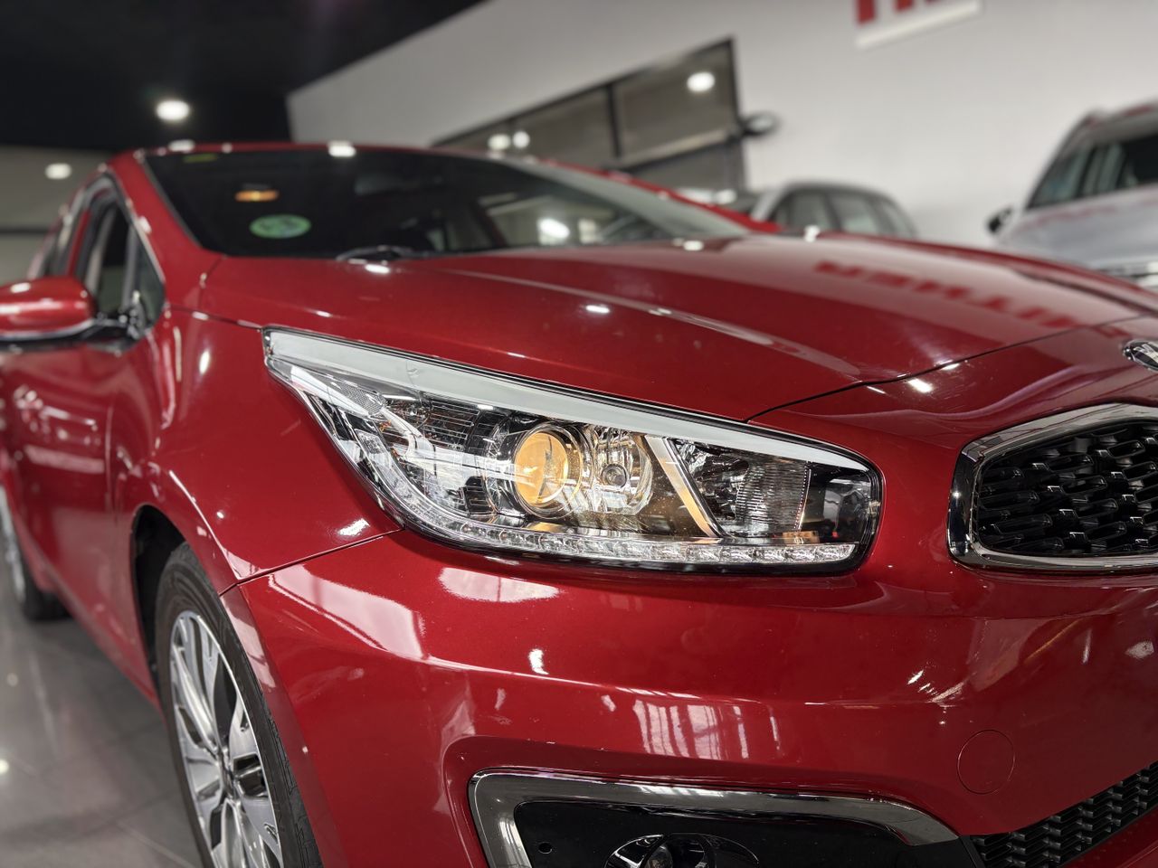 Kia Ceed 1.4 CRDi WGT Business  - Foto 2