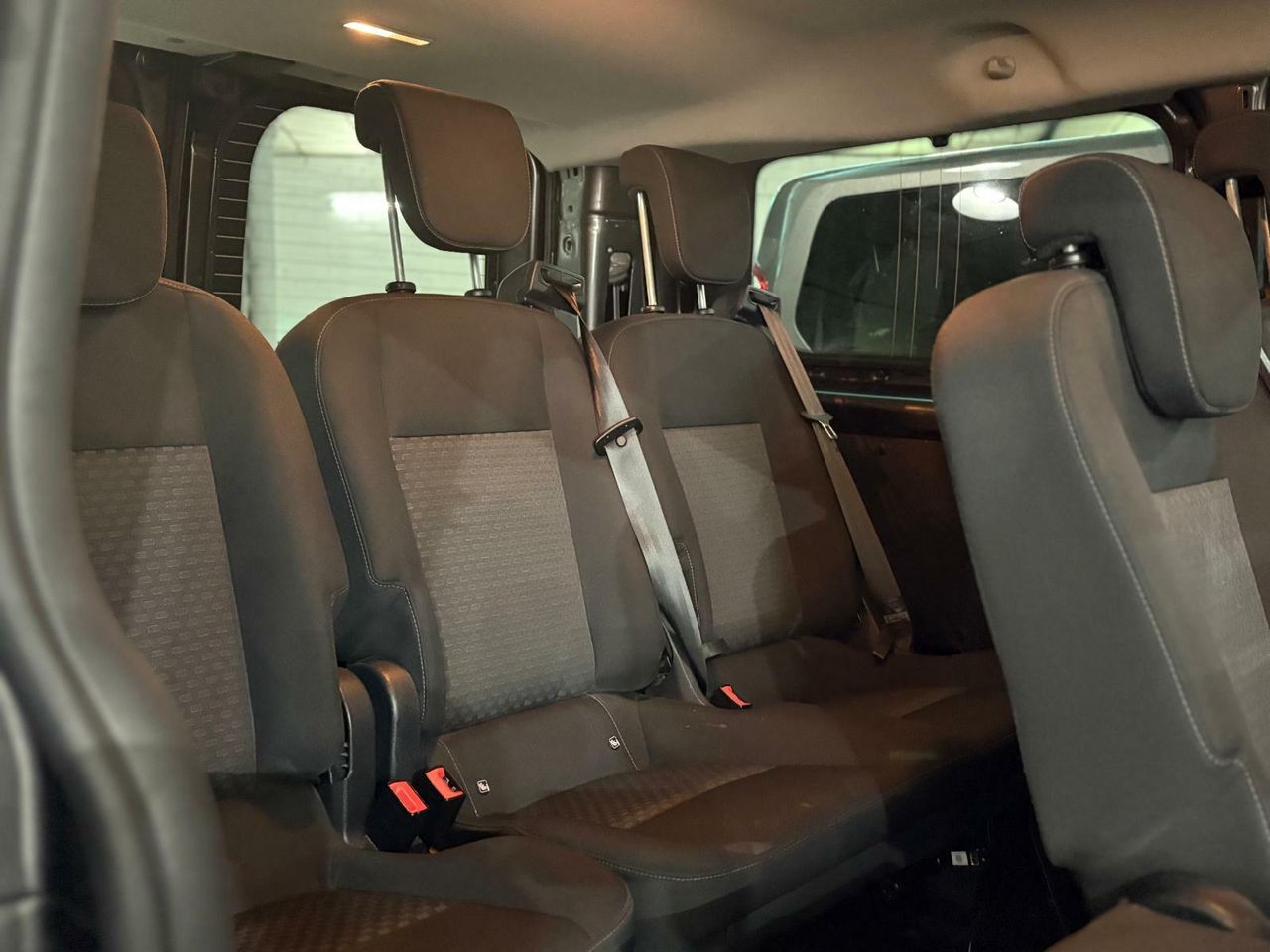 Ford Transit Custom KOMBI 2.0 TDCI 96KW 320 L1 TREND  - Foto 2